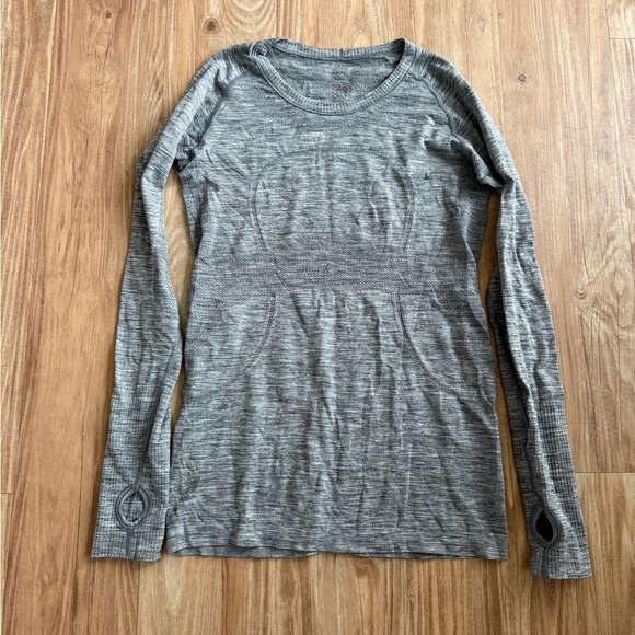 Lululemon Gray Long Sleeve Women's Top - Picture 3 of 7